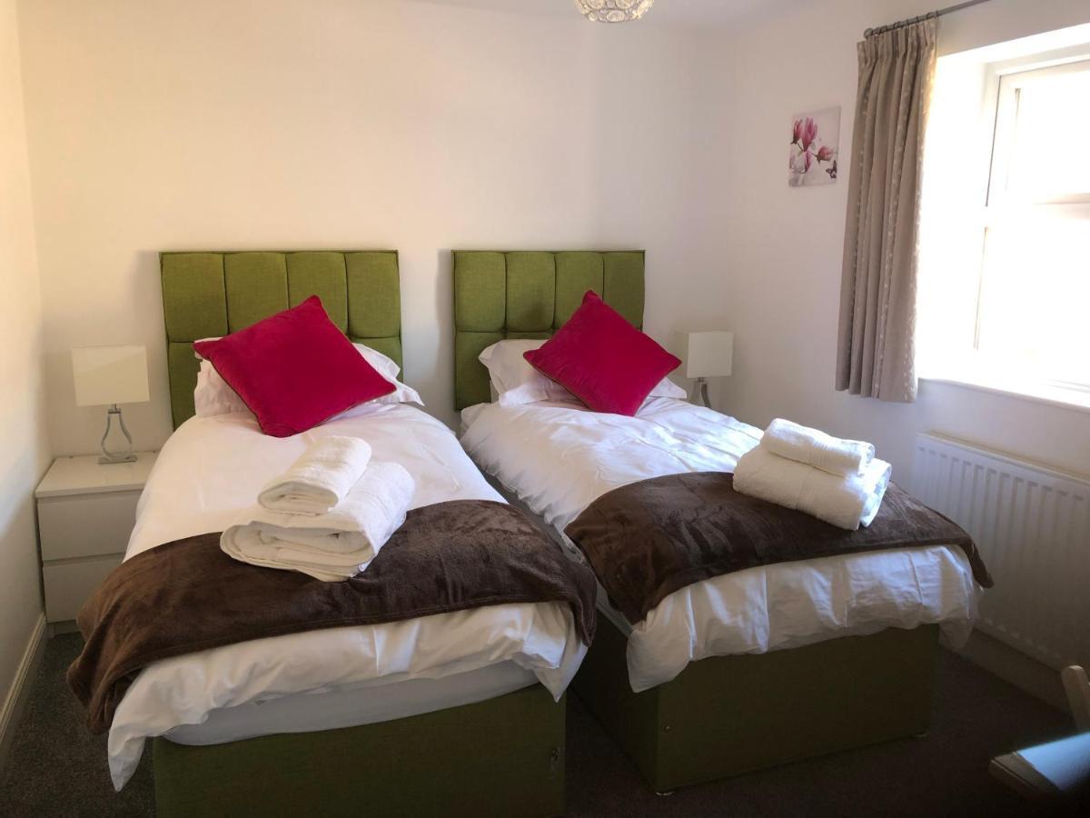 Fabulous One Bedroom In Centre Apartment *